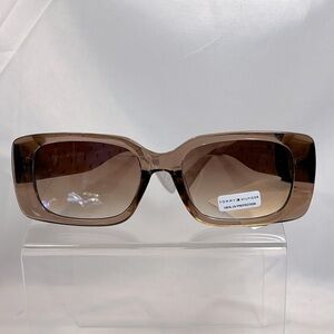 NWT Tommy Hilfiger Opaque Chocolate Brown Squared Frame Sunglasses